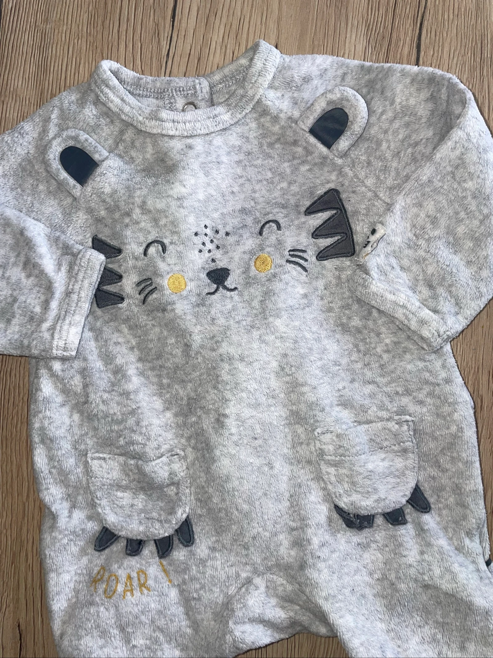 Pijama de terciopelo 1 mes 55 cm Kiabi – photo 2